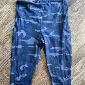 Running crop leggings